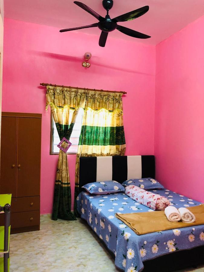 Homestay Tok Abah Dalam Rhu Пасір-Путех Екстер'єр фото